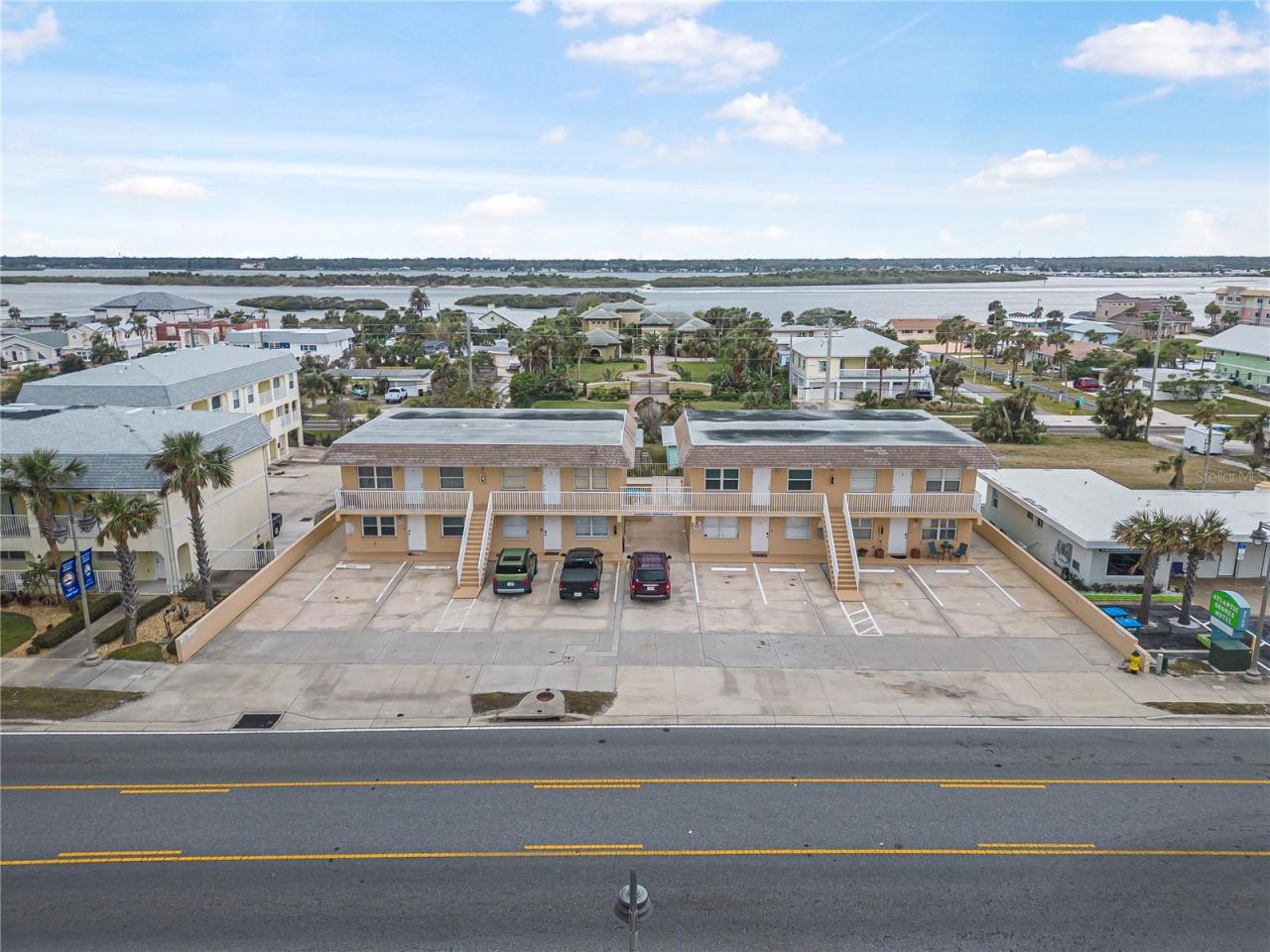 Photo 20 of 20: Aerial View of Building to Intercoastal Waterway