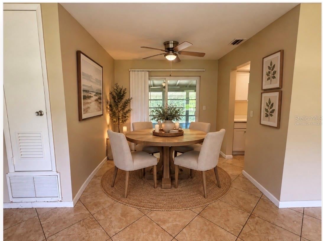 Photo 8 of 20: Dinette- Virtually Staged