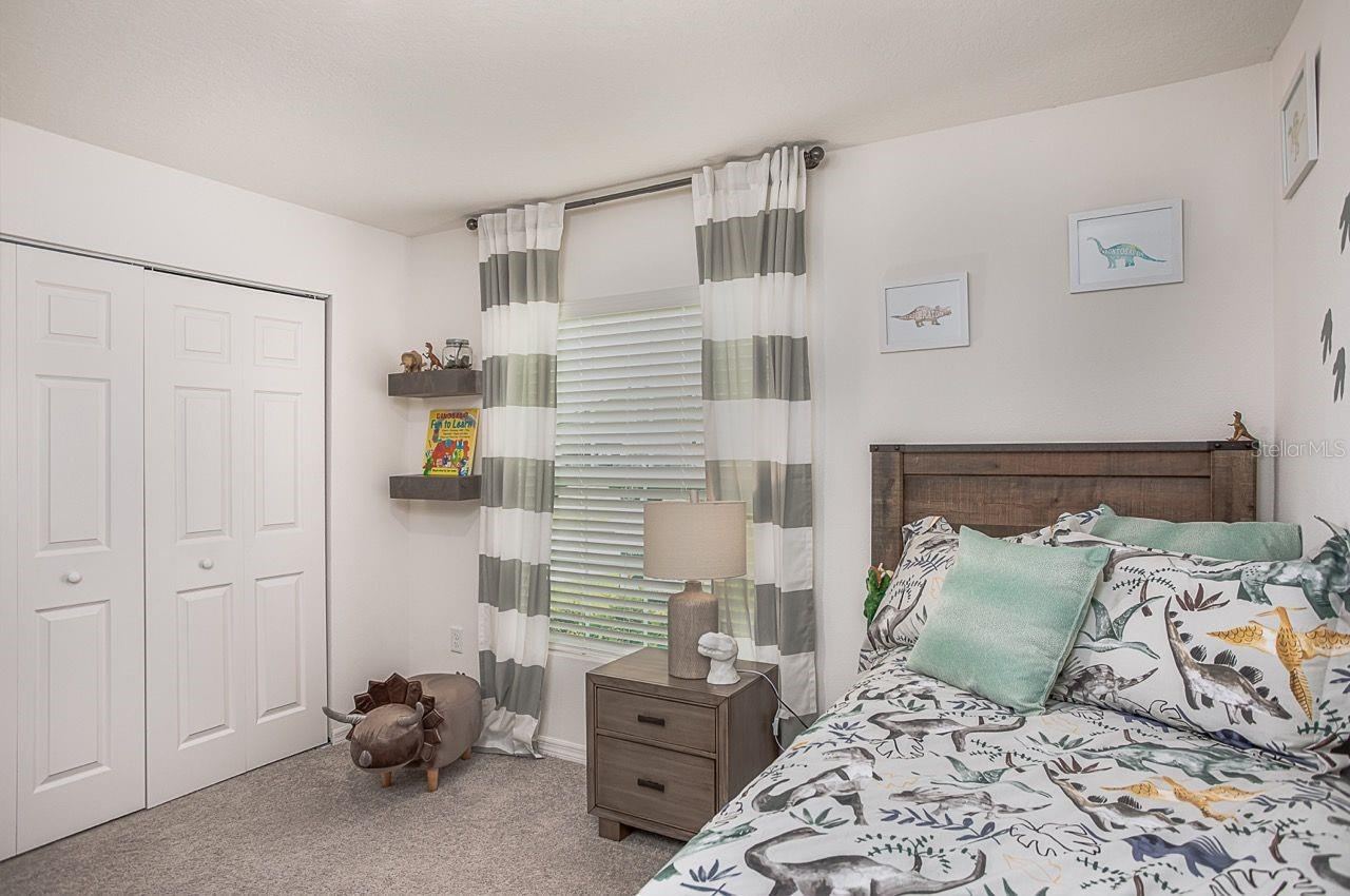 Photo 15 of 20: Model home - actual features may vary.