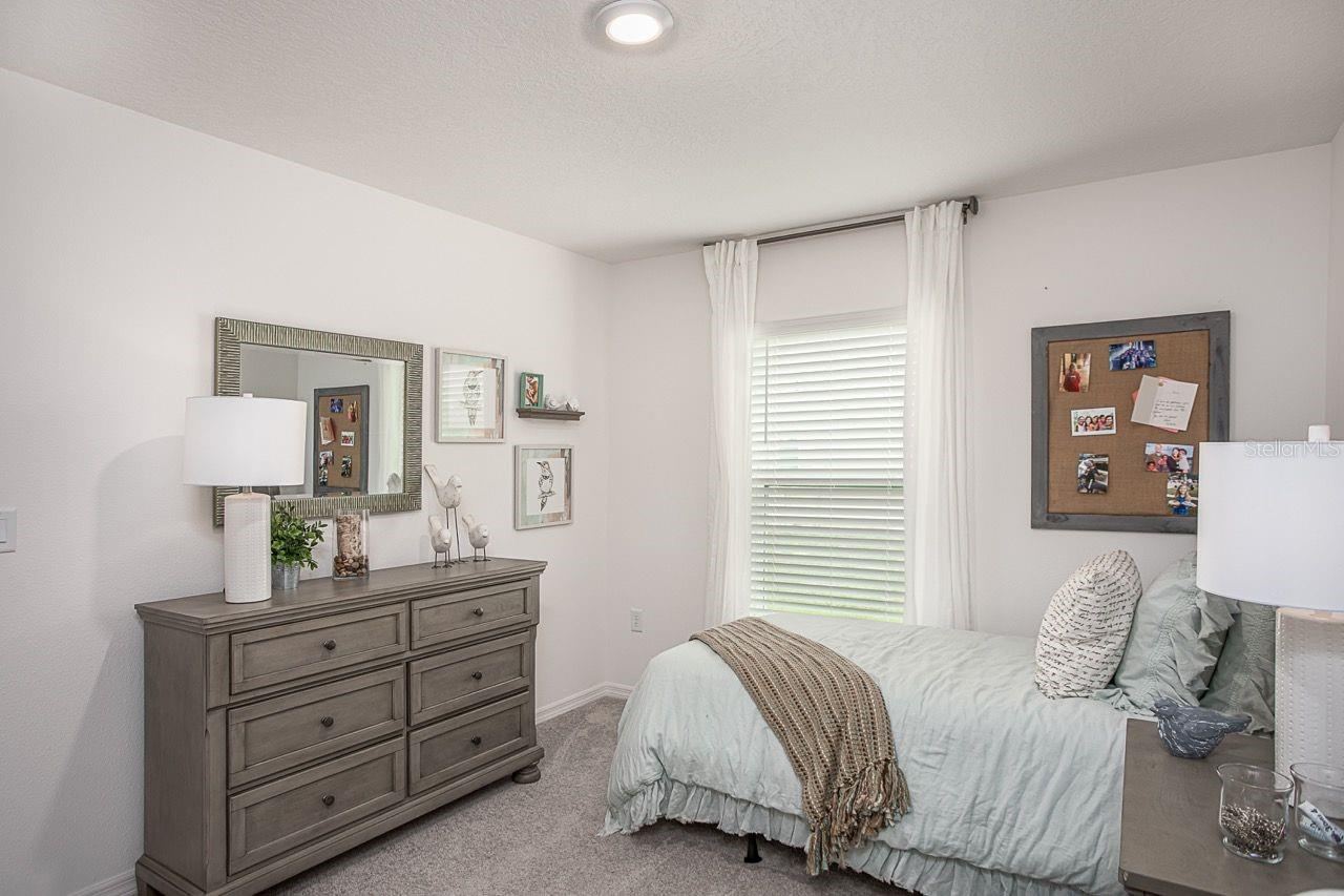 Photo 14 of 20: Model home - actual features may vary.