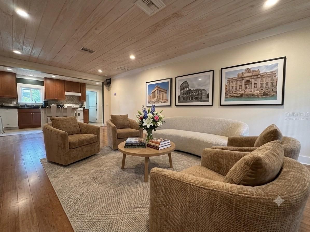 Photo 3 of 13: GREAT ROOMVIRTUALLY STAGED