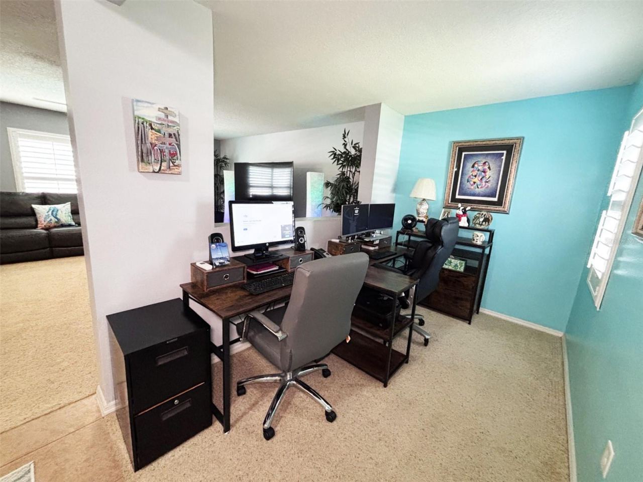 Photo 13 of 20: Office, living room