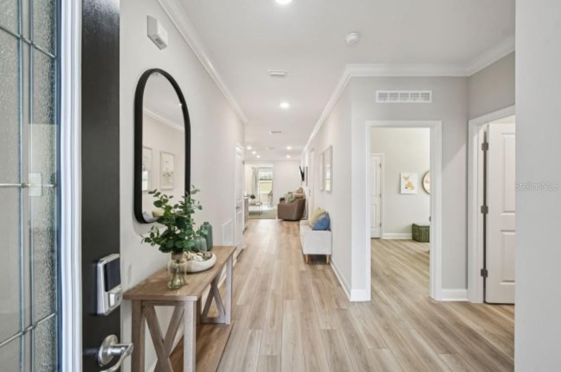 Photo 3 of 20: Model home - actual features may vary.