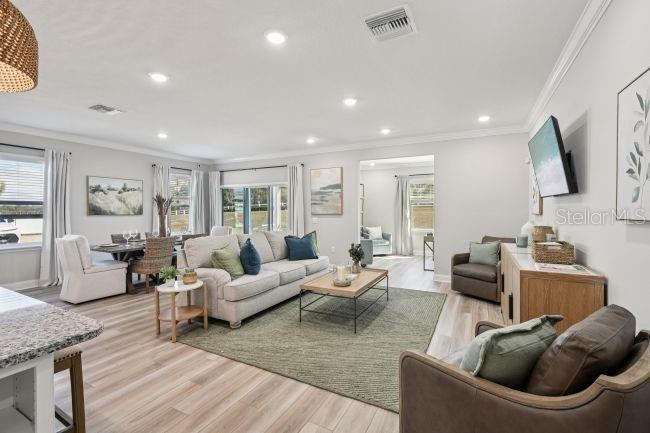 Photo 7 of 20: Model home - actual features may vary.