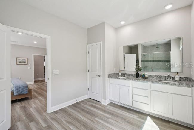 Photo 11 of 20: Model home - actual features may vary.