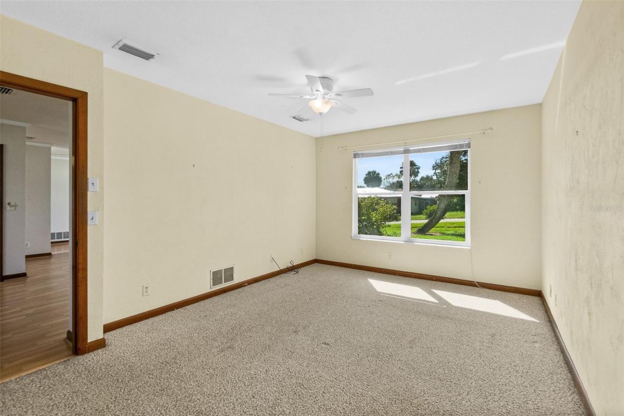 Photo 15 of 20