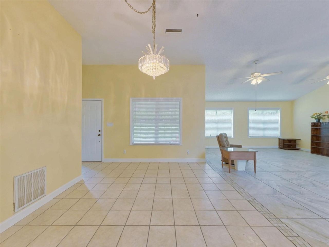 Photo 15 of 20: dining area