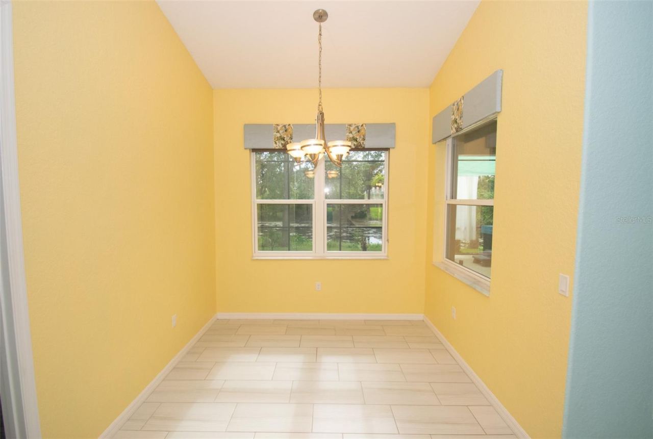 Photo 10 of 20: Breakfast nook overlooking the freshwater canal, enjoy your morning coffee while watching nature unfold in your own backyard.