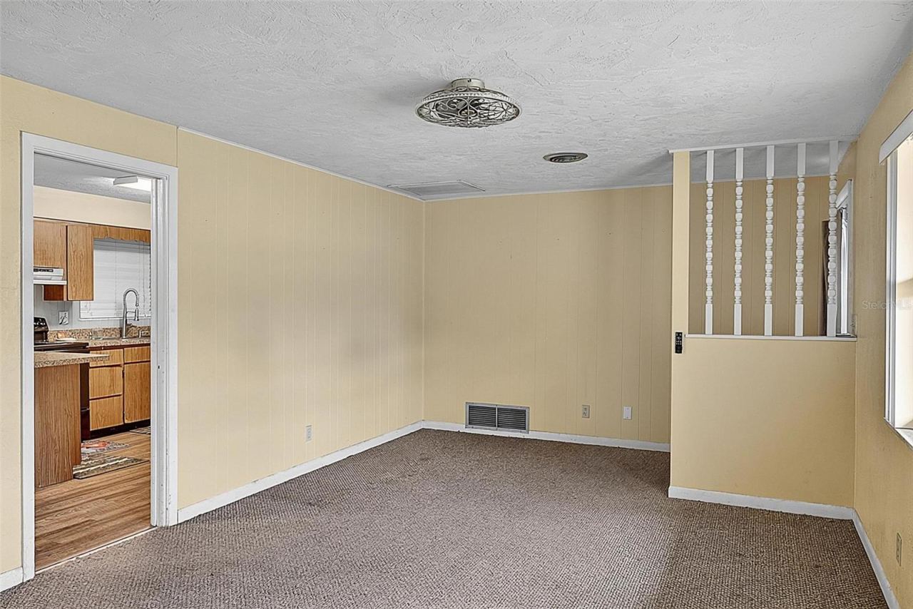Photo 6 of 20