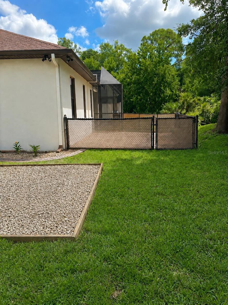 Photo 13 of 20