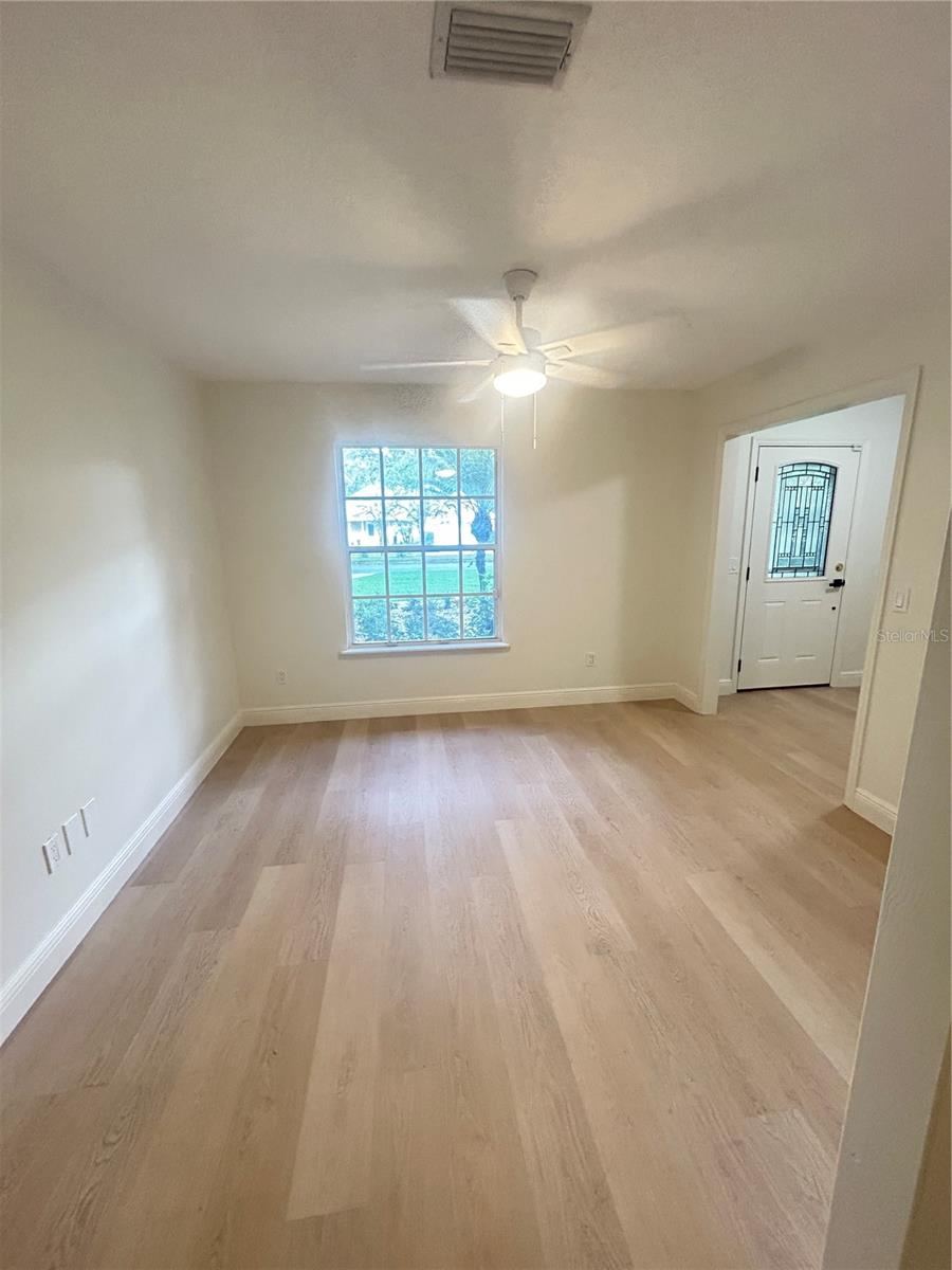 Photo 18 of 20: DINING ROOM