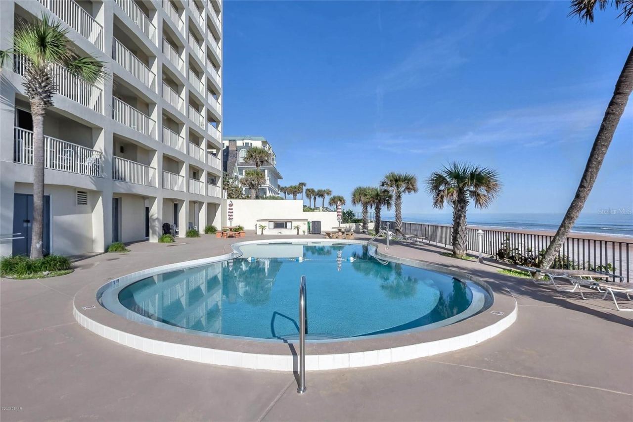 Photo 7 of 20