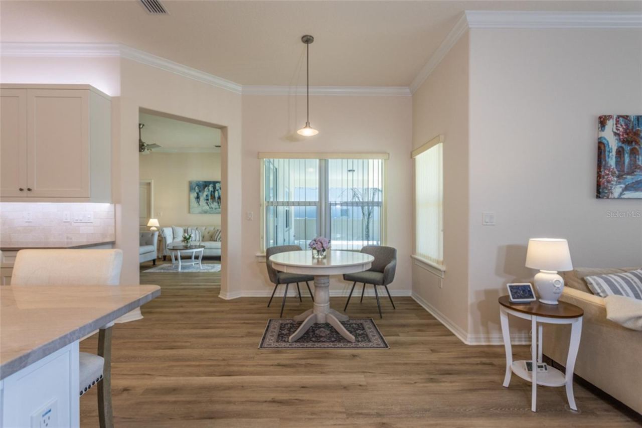 Photo 12 of 20: BREAKFAST NOOK
