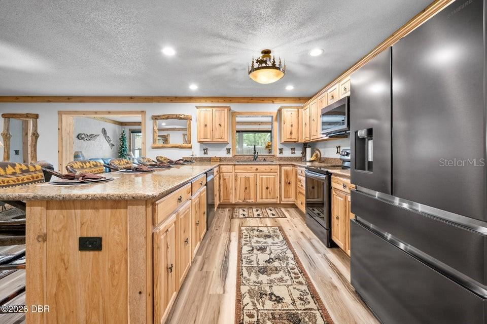 Photo 5 of 20