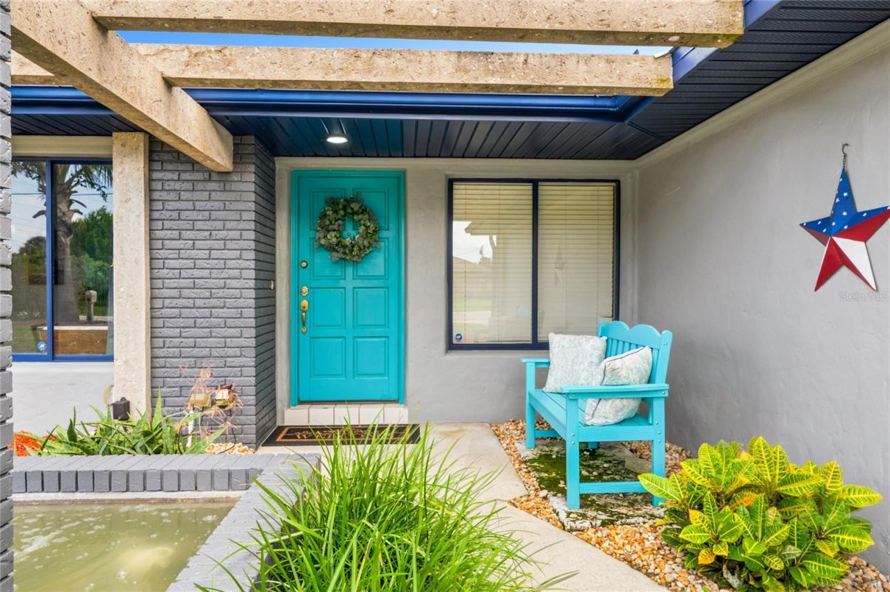 Photo 5 of 20: Tranquil and Inviting Entry