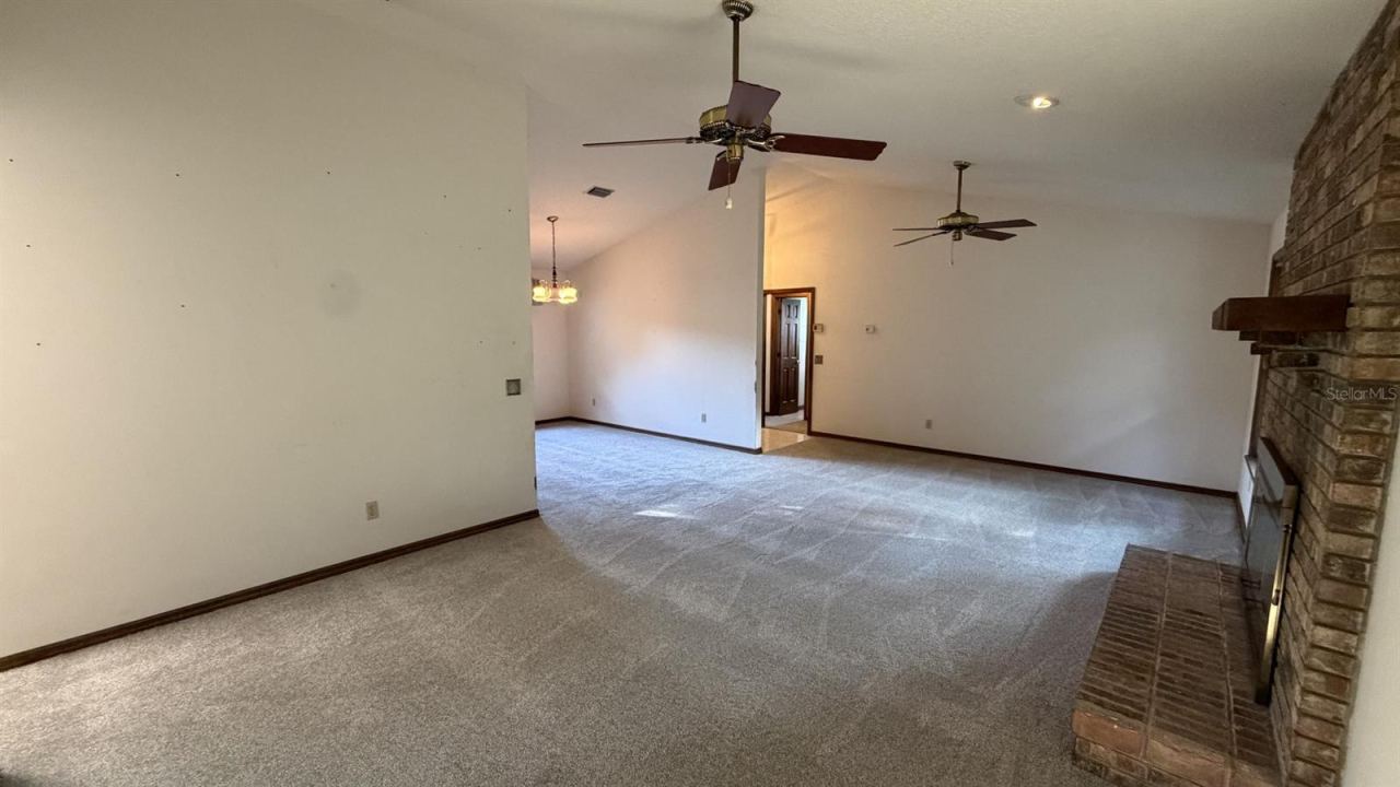 Photo 15 of 20