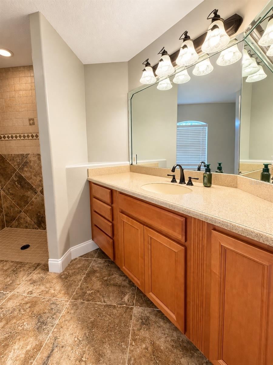 Photo 5 of 20: 2nd Bath/Shower