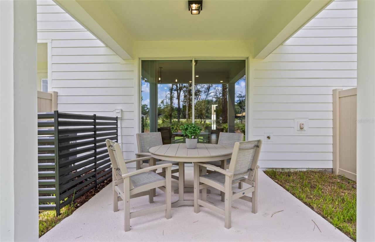 Photo 15 of 20: Model Home Design Only. Pictures and furnishings are for illustrative purposes only. Elevations, colors and options may vary. Furniture is for model home staging only.