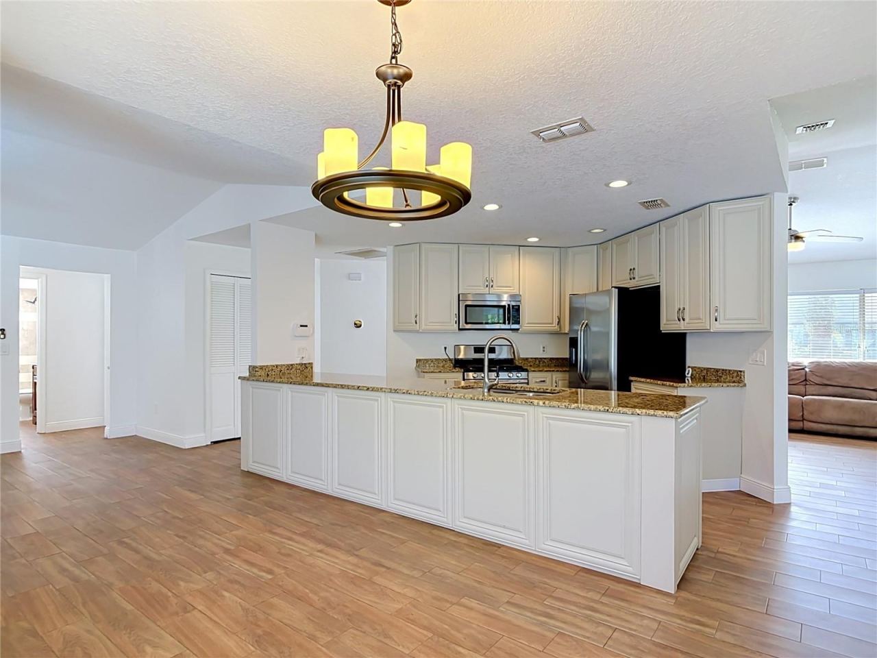 Photo 5 of 20: Chefs Kitchen
