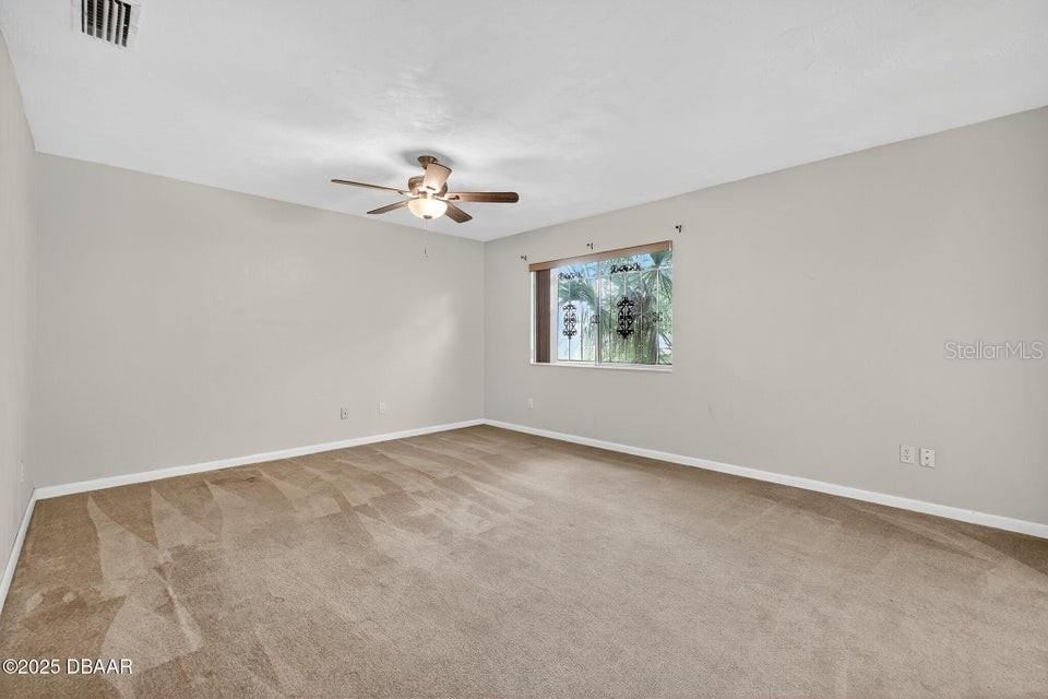 Photo 15 of 20