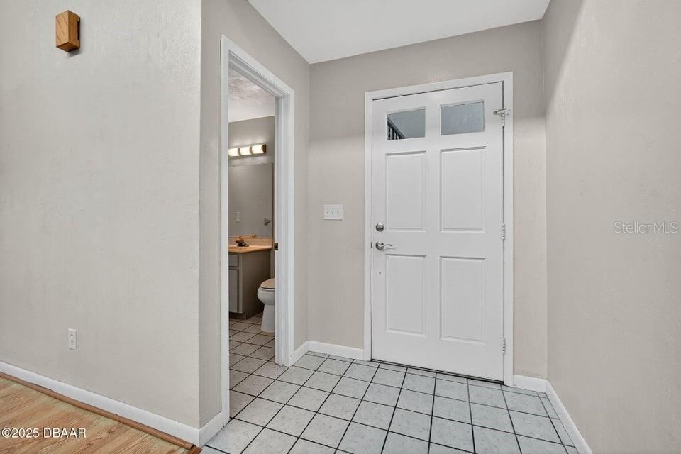 Photo 6 of 20