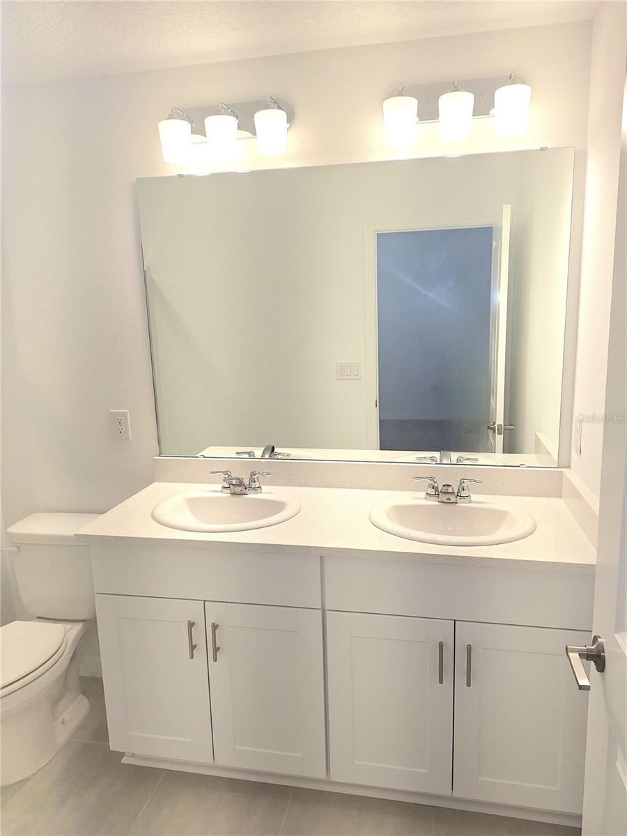 Photo 18 of 20