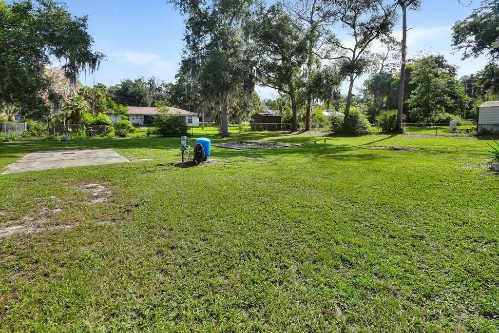 Photo 6 of 20: Large Backyard