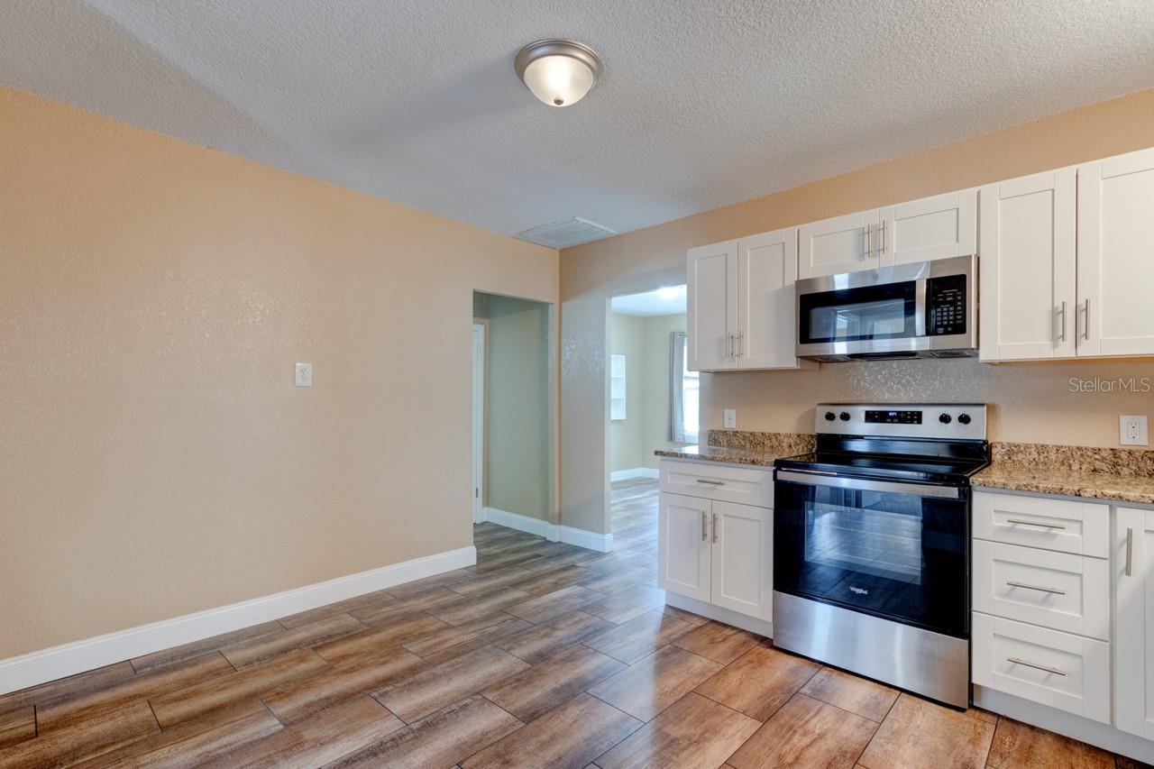 Photo 16 of 20