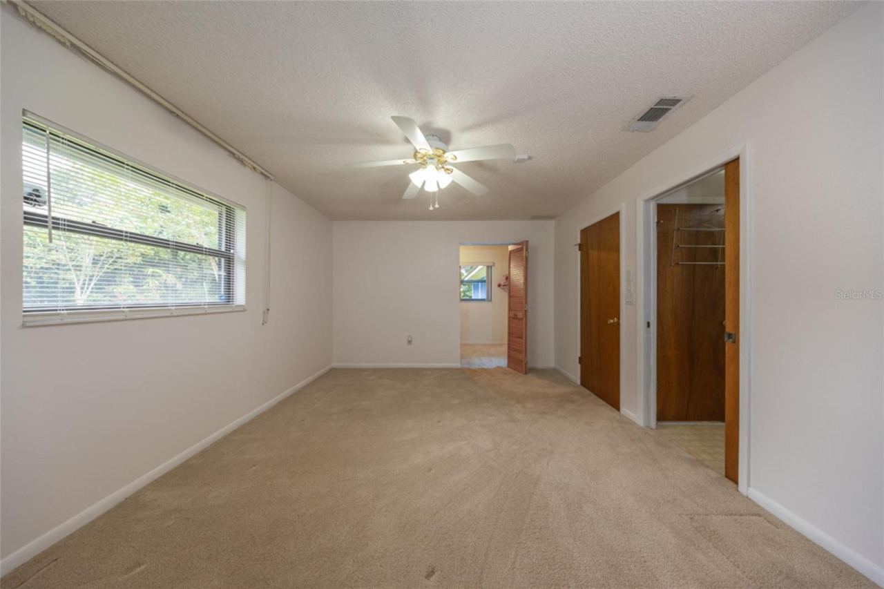 Photo 17 of 20