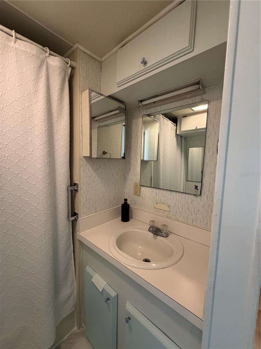 Photo 8 of 20