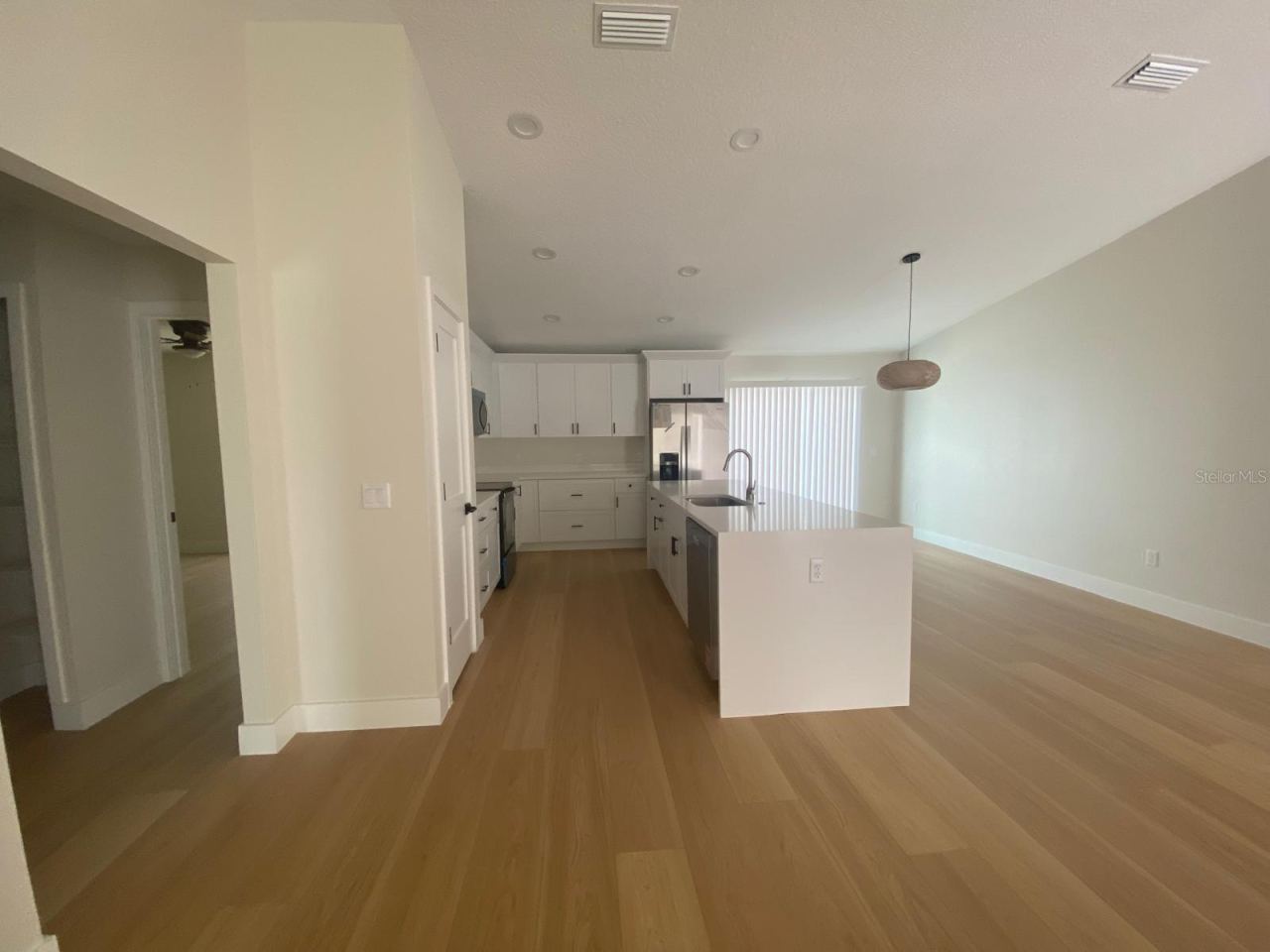Photo 4 of 20