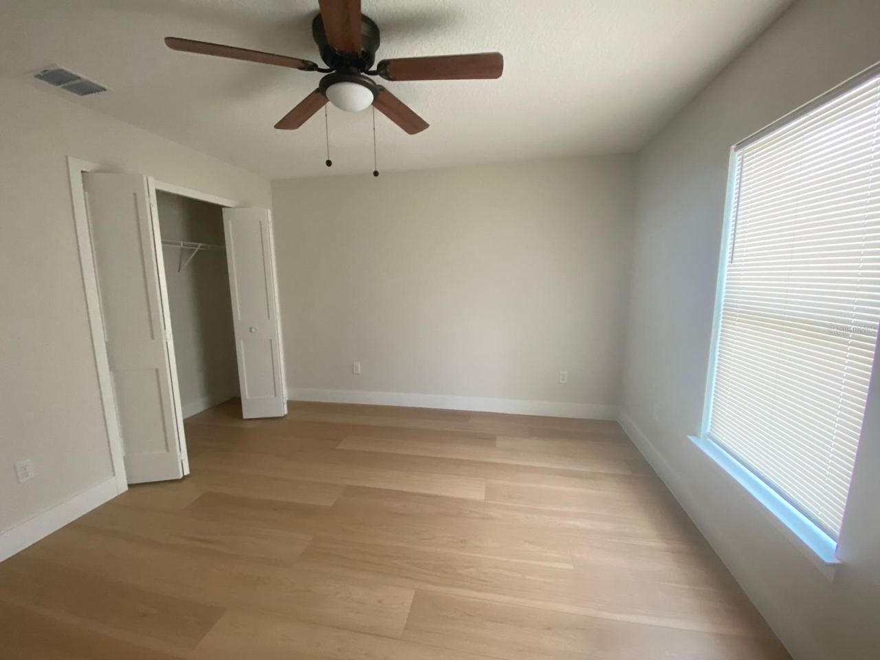 Photo 18 of 20