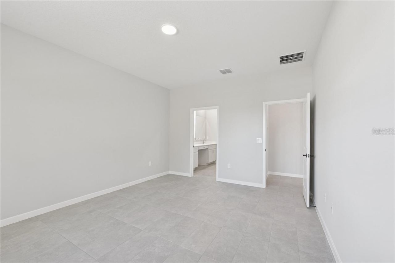 Photo 8 of 20: Photos are of same model with similiar finishes.