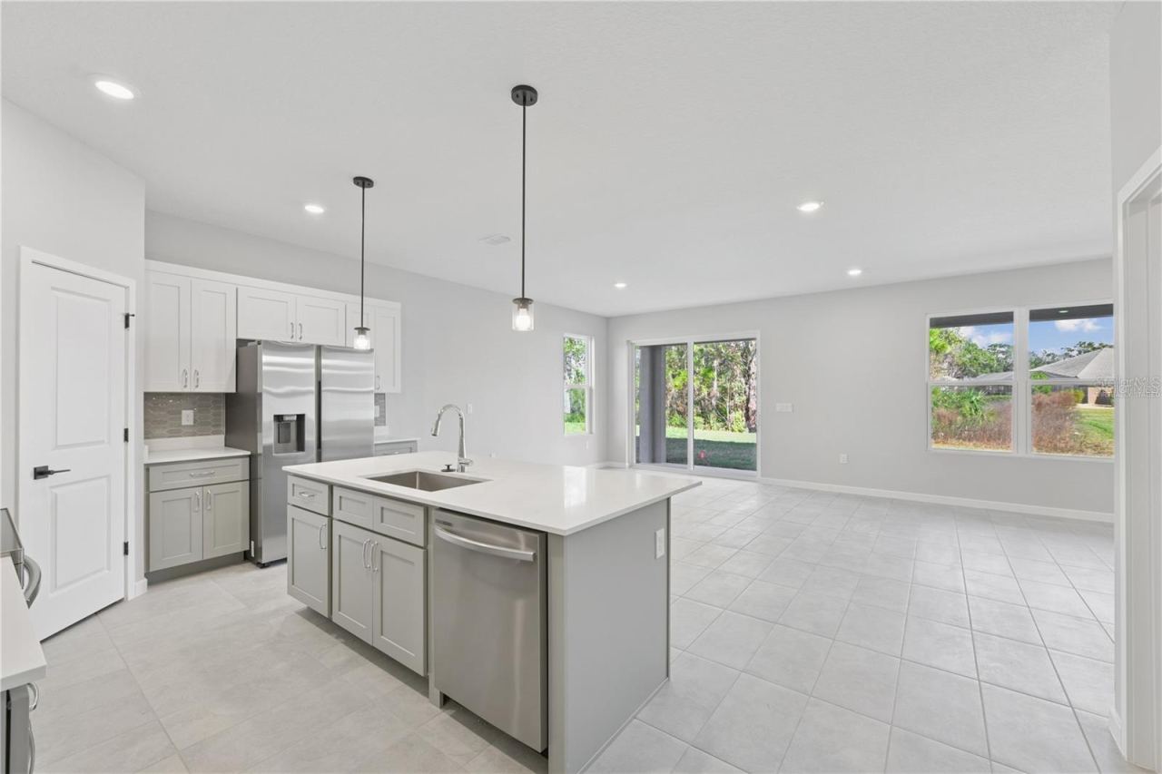 Photo 5 of 20: PhotoPhotos are of same model with similiar finishes.s are of same model with similiar finishes.
