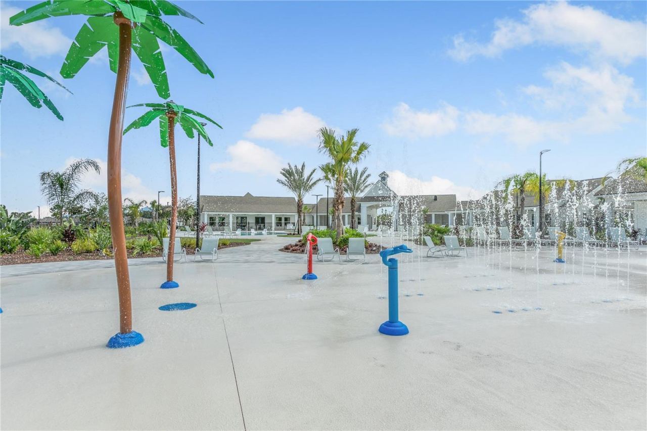 Photo 19 of 20: Community Amenities
