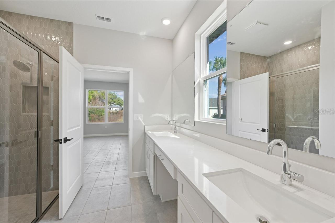 Photo 10 of 20: Photos are of same model with similiar finishes.