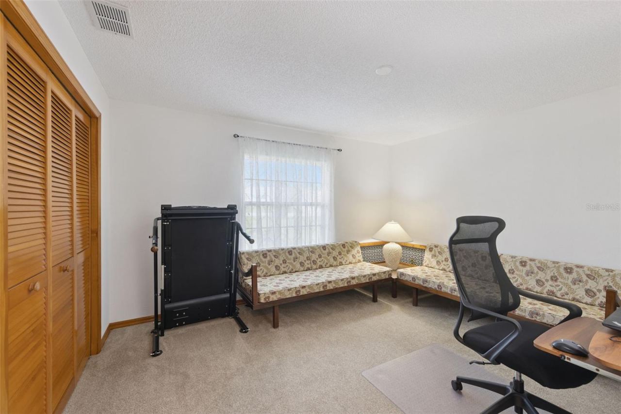 Photo 19 of 20