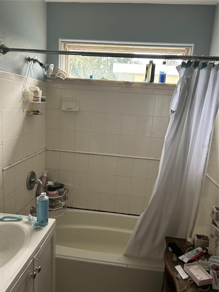 Photo 11 of 20