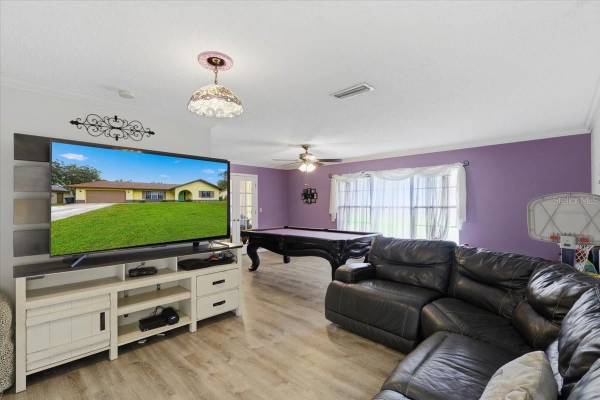 Photo 10 of 20
