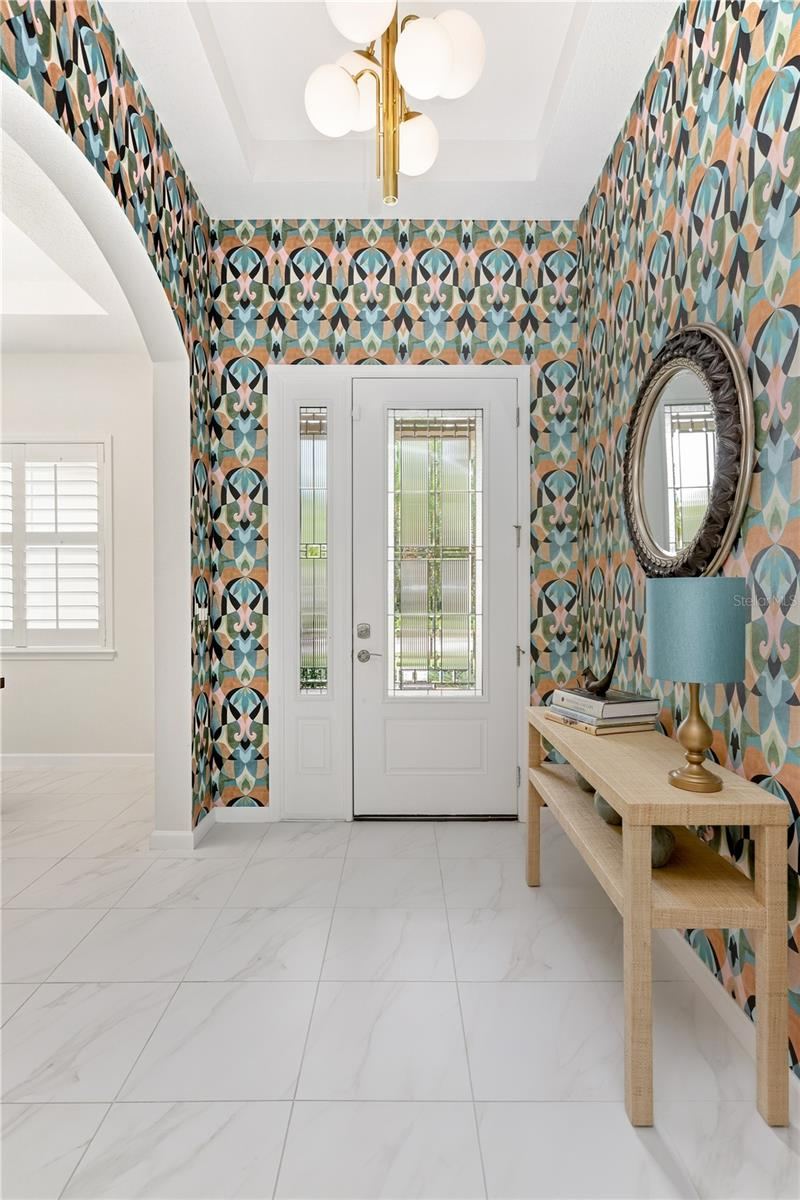 Photo 10 of 20: Entryway