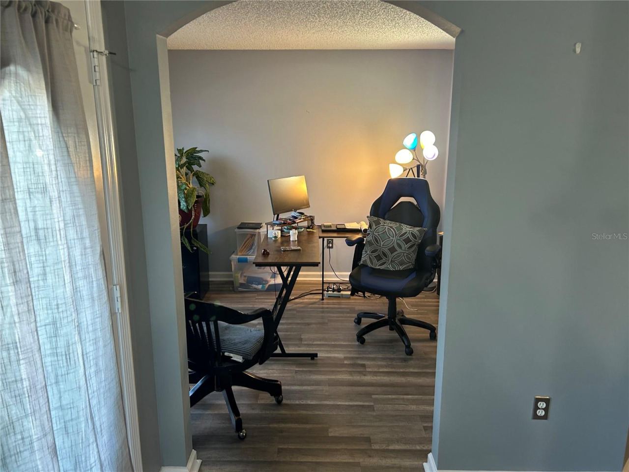 Photo 3 of 12