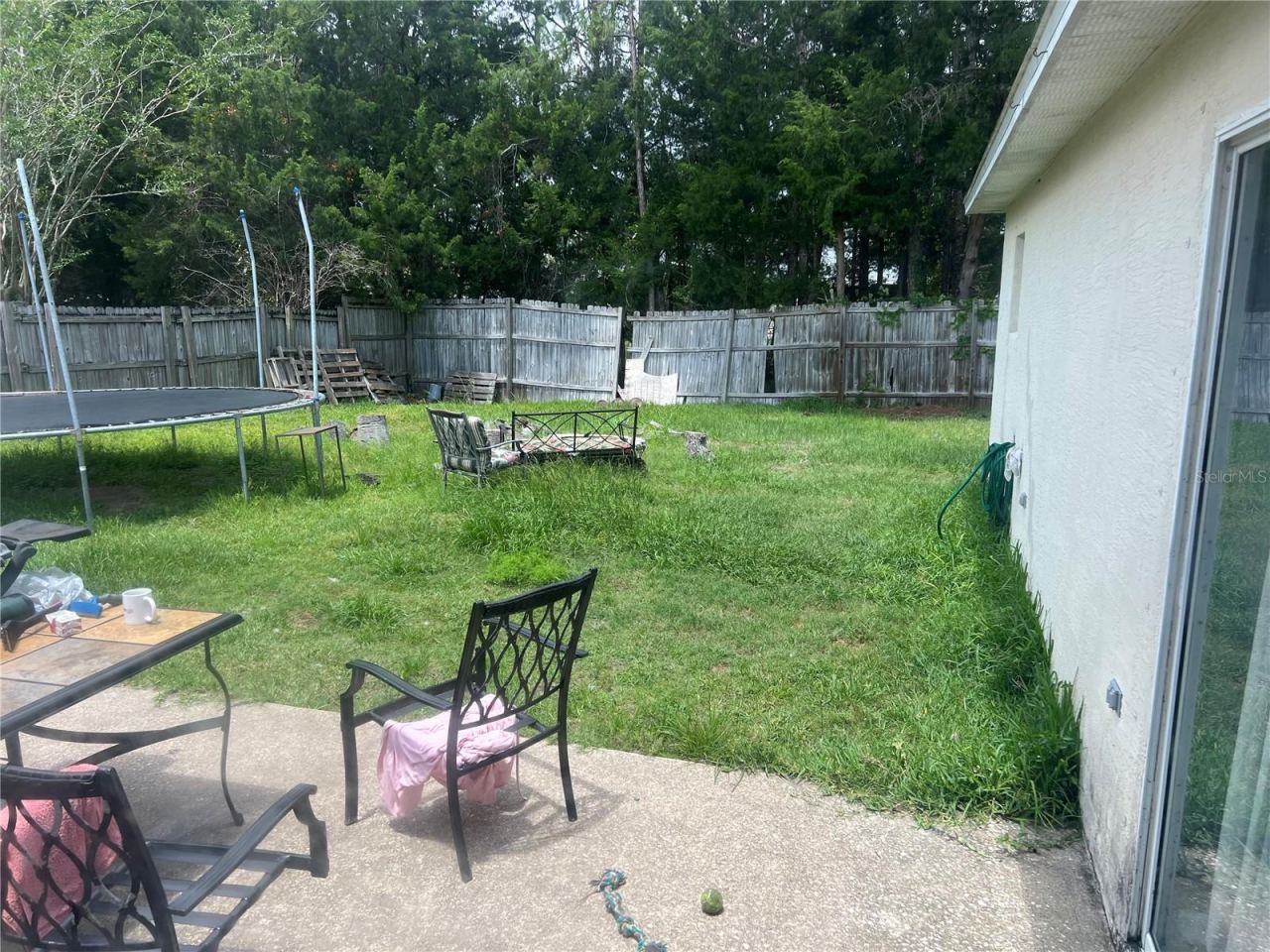 Photo 5 of 6