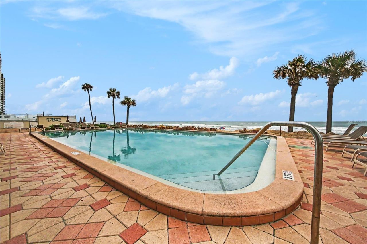 Photo 4 of 20: one of the Three pools two ouside