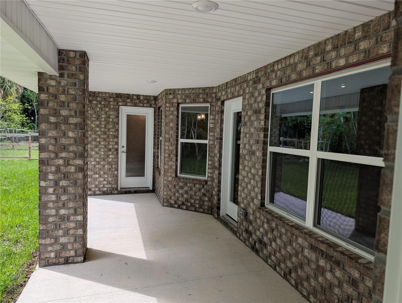 Photo 6 of 20: BACK PORCH