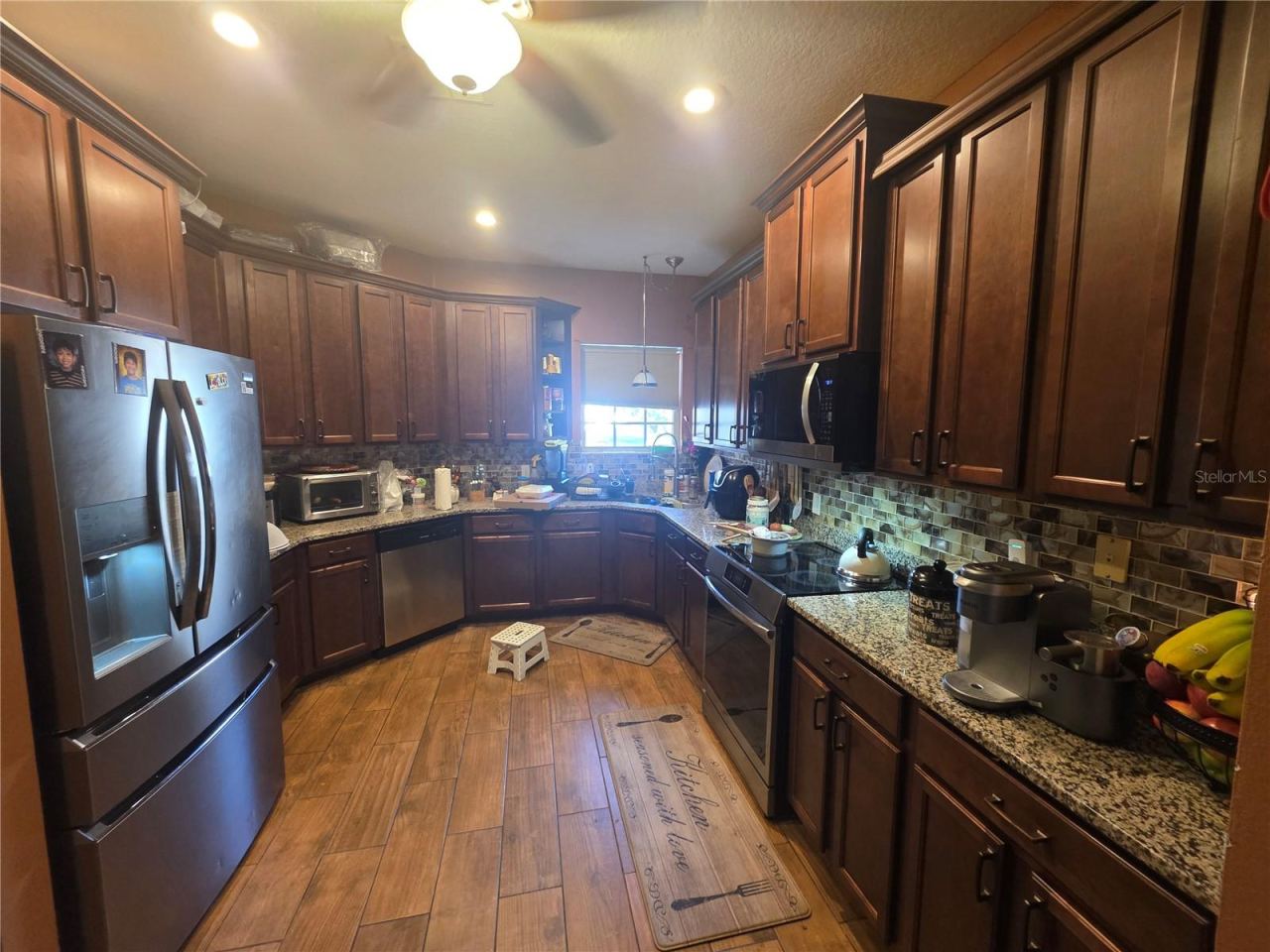 Photo 12 of 20: Kitchen