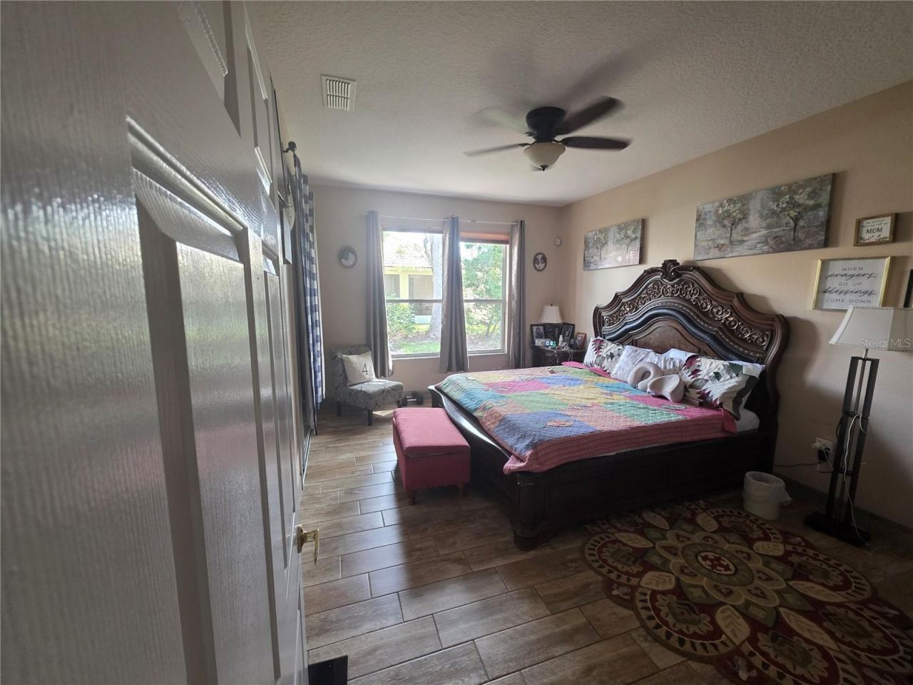Photo 15 of 20: Primary Bedroom