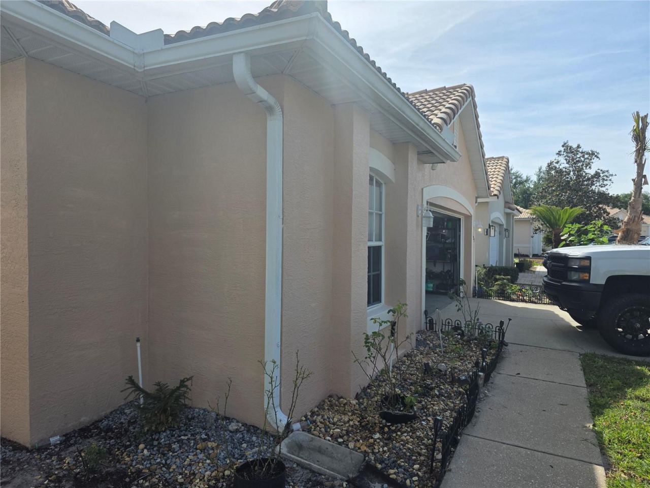 Photo 5 of 20: Front Walk