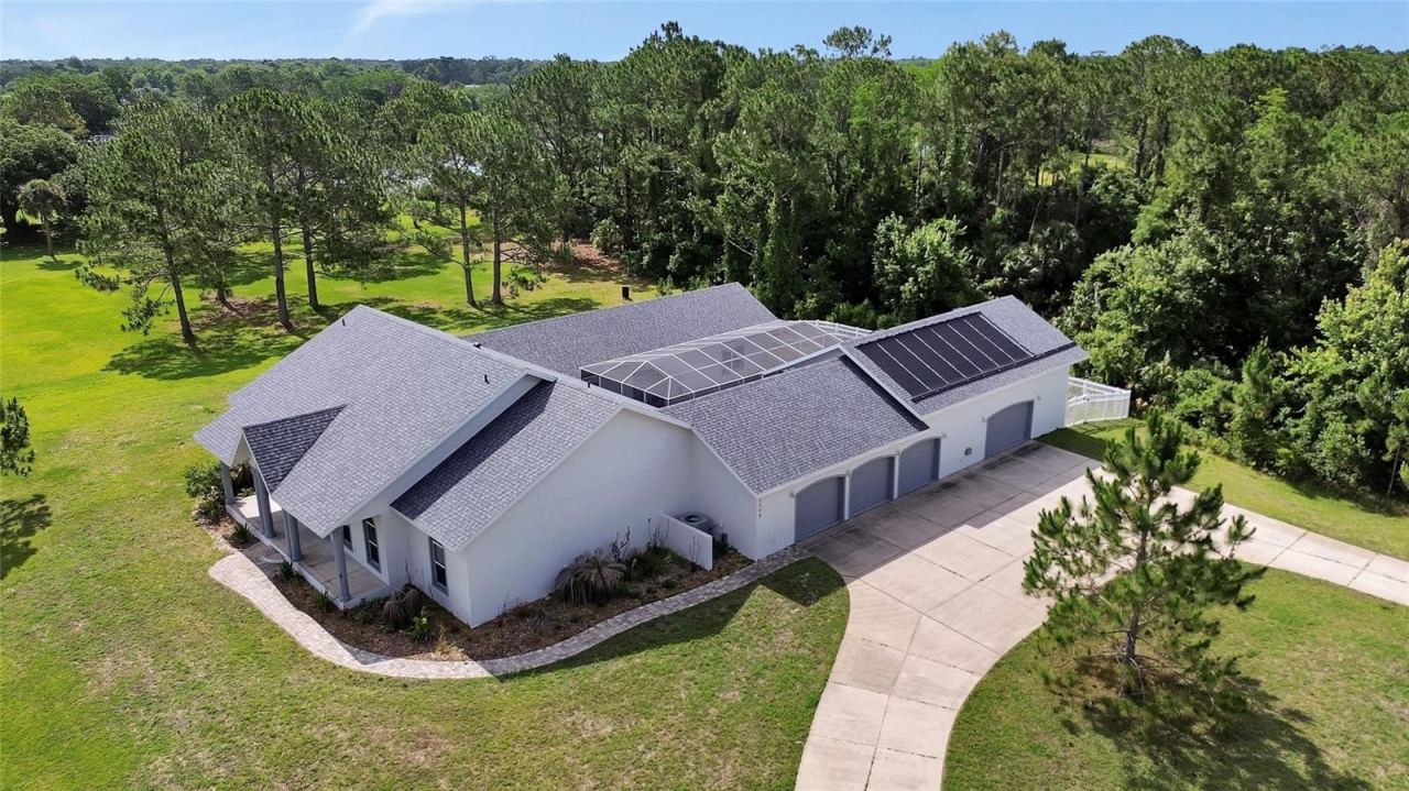Photo 1 of 20: Aerial Exterior