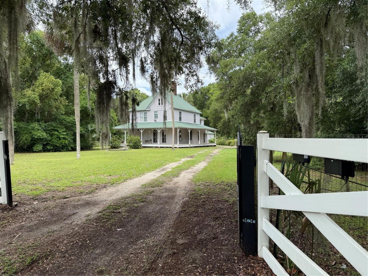 Photo 5 of 20