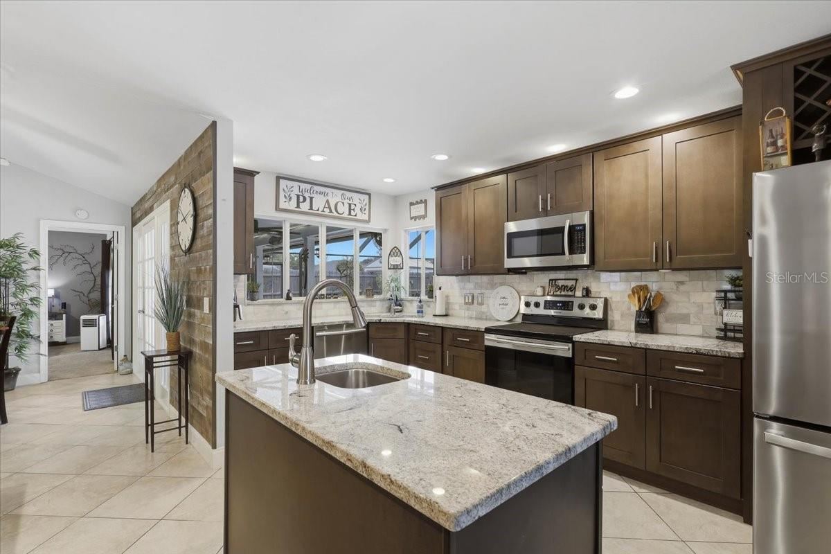 Photo 14 of 20: Beautiful kitchen